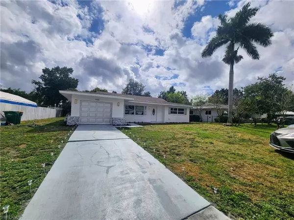 Naples, FL 34116,4482 19th PL SW