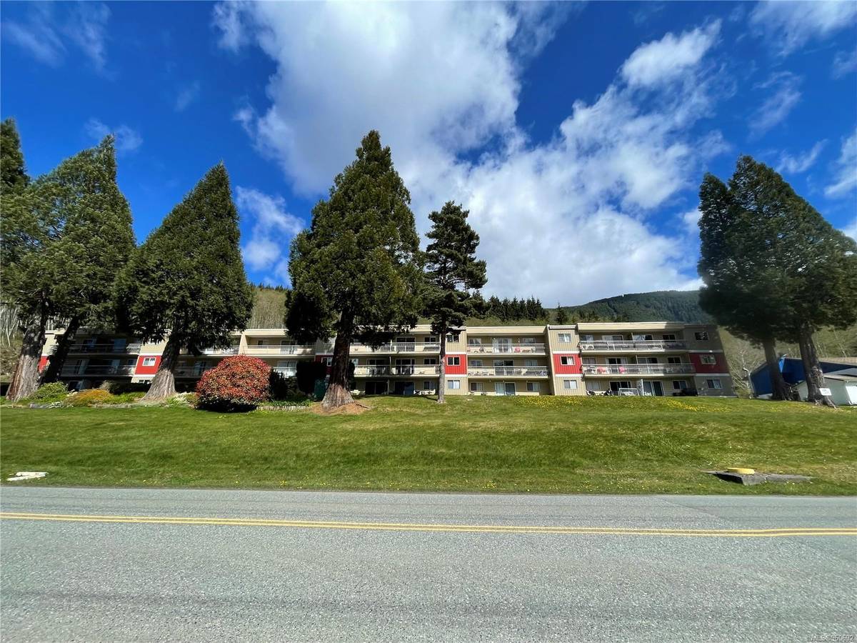 Port Alice, BC V0N 2N0,801 Marine Dr #206