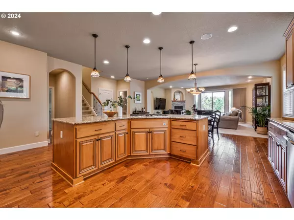 West Linn, OR 97068,4798 COHO LN