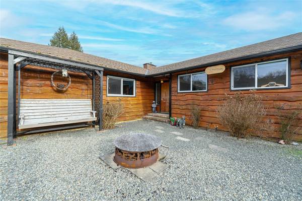 Sooke, BC V9Z 0N1,2133 Winfield Dr