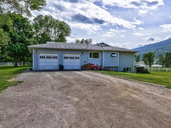 Kamloops, BC,8717 VETERAN RD