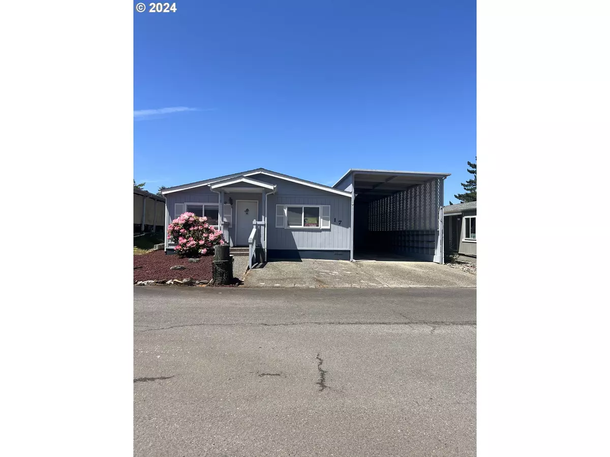 Reedsport, OR 97467,100 RIVER BEND RD #17