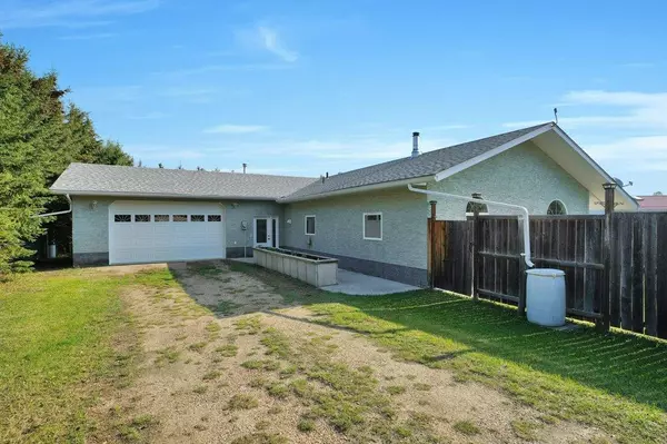 Bluffton, AB T0C 0M0,5 51 AVE