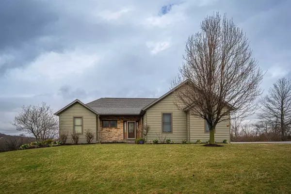 4 Saddleback Road, Galena, IL 61036