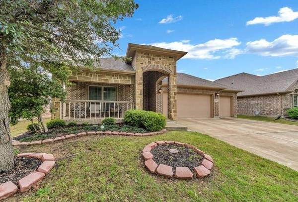 209 Saratoga Drive, Hickory Creek, TX 75065