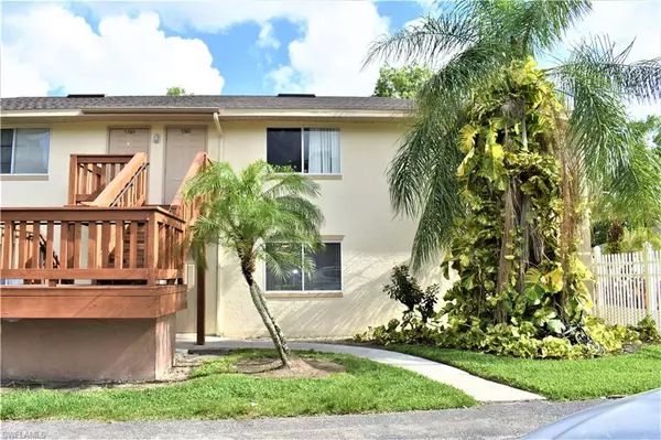 5382 16th PL SW F-2, Naples, FL 34116