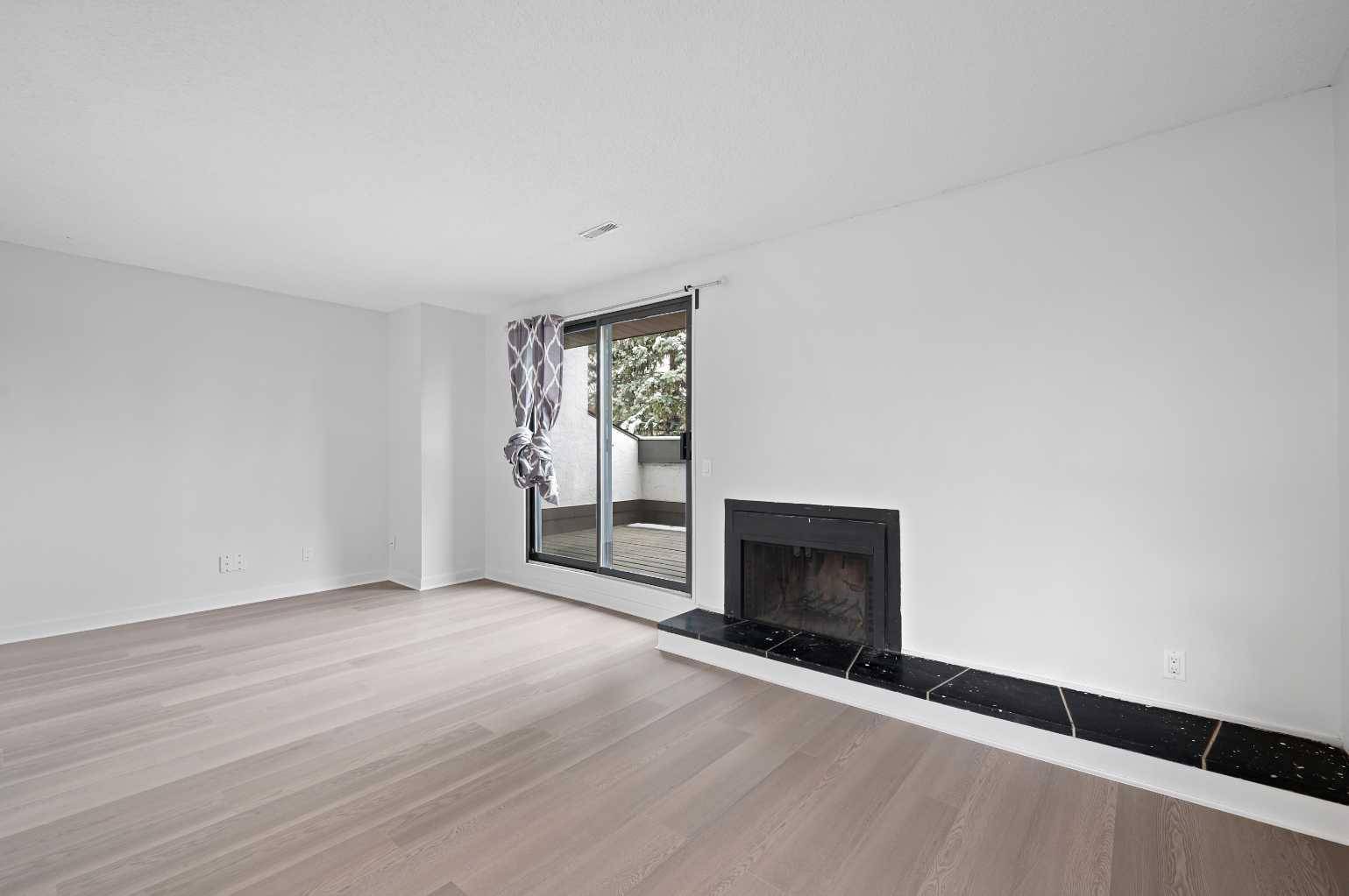 Calgary, AB T2V 4S9,2520 Palliser DR SW #411