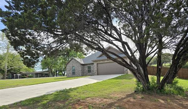 150 Greenridge Drive, Weatherford, TX 76087