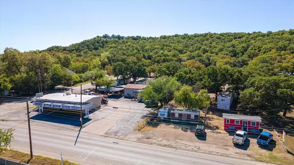 Mineral Wells, TX 76067,901 W Hubbard Street