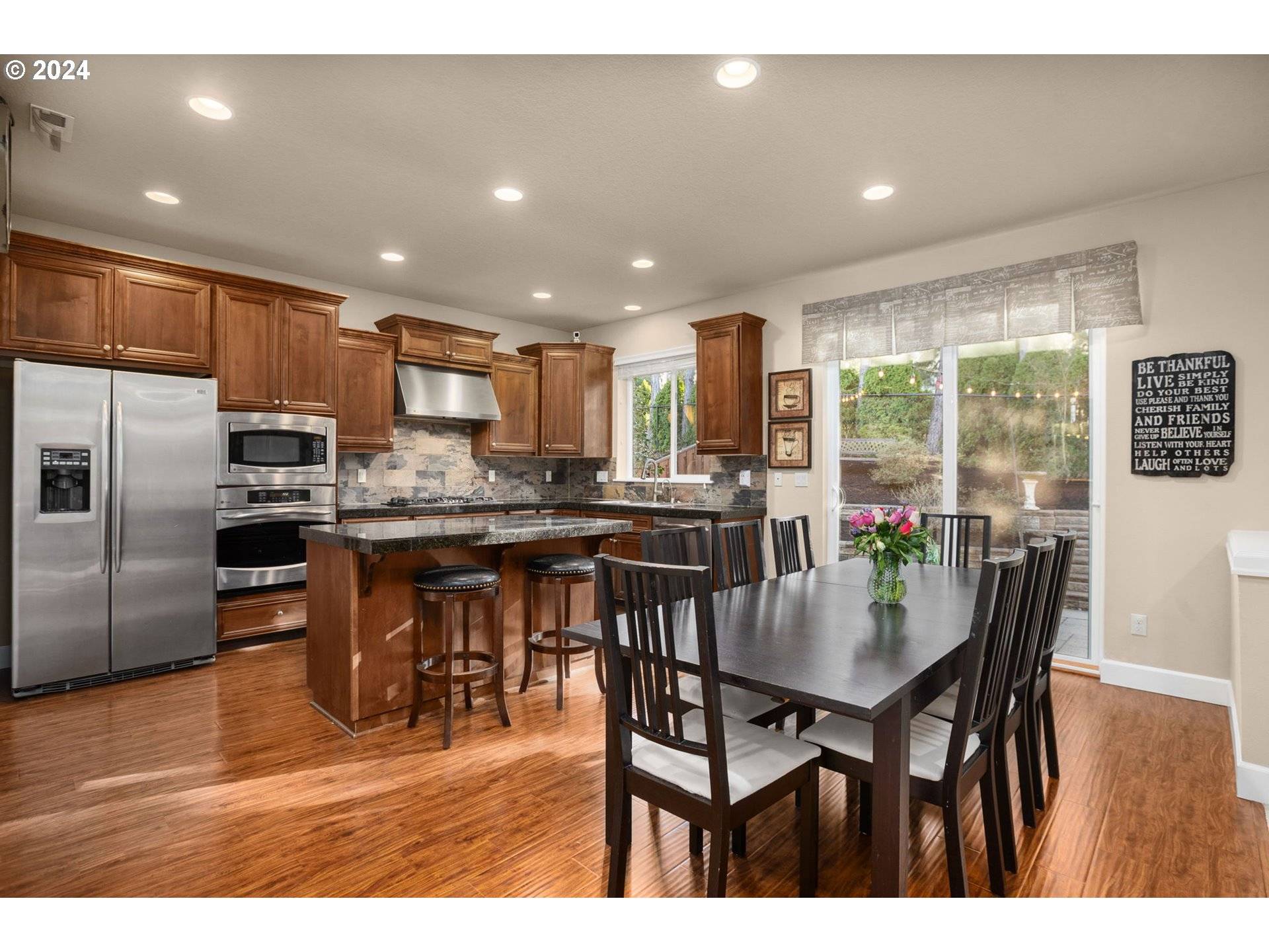 West Linn, OR 97068,1077 MEEK WAY