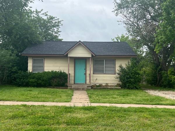 1212 3rd Street, Graham, TX 76450