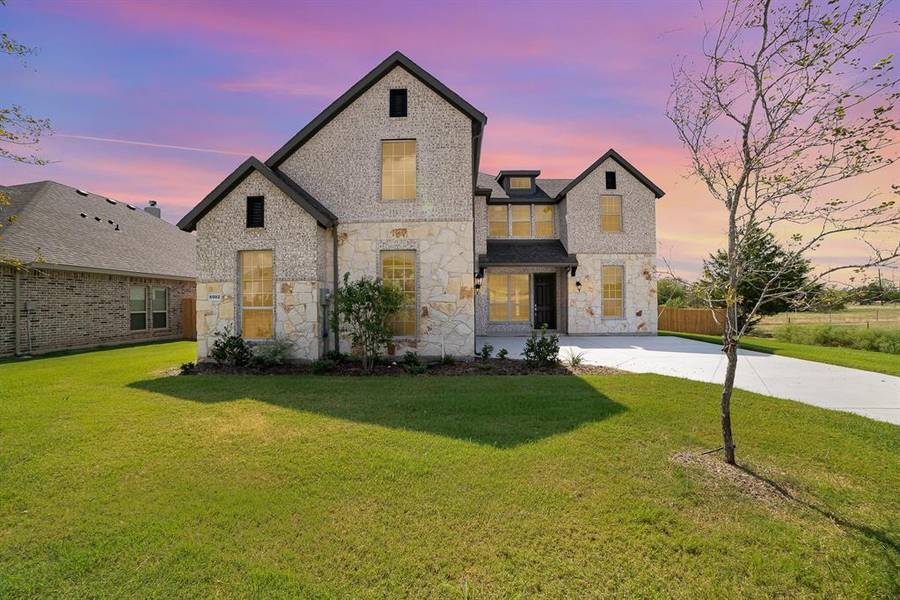 6002 Horizon Drive, Midlothian, TX 76065