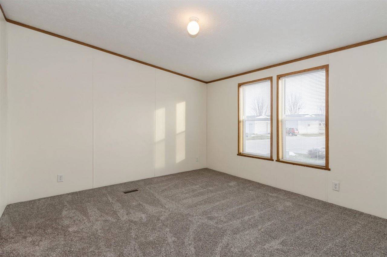 Iowa City, IA 52240,239 Morgan Ct.