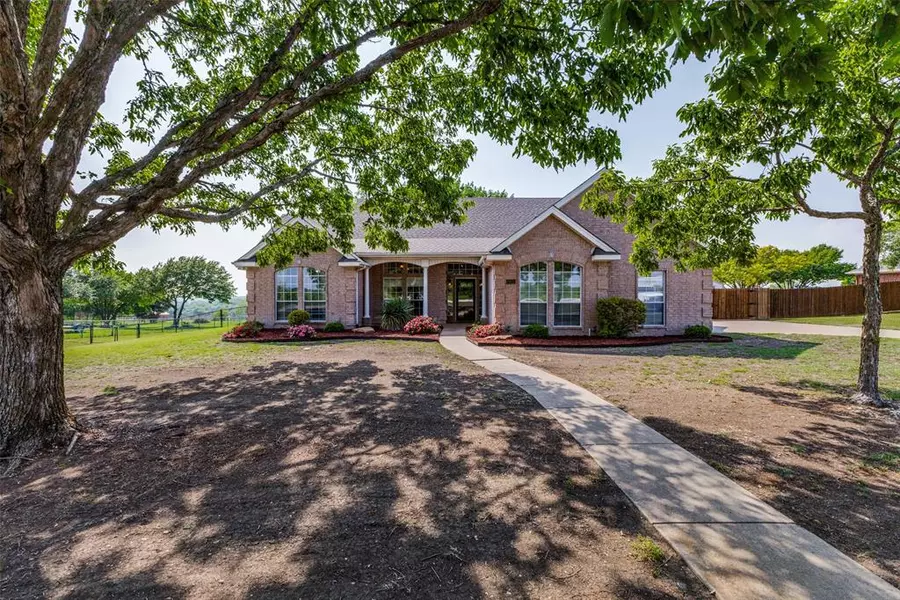 7031 Singleton Road, Midlothian, TX 76065