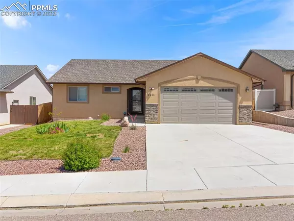 Pueblo, CO 81008,2211 Crestwood LN