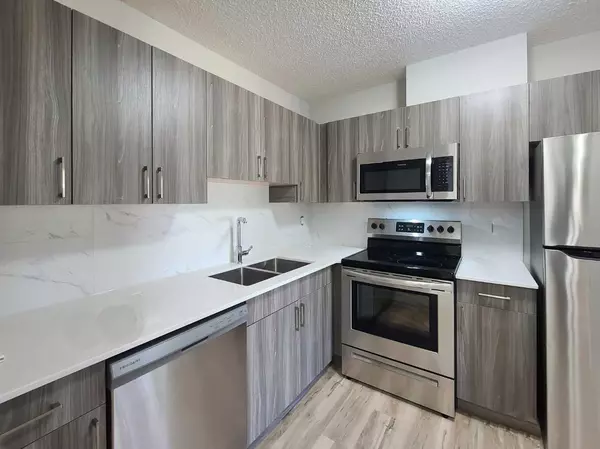 Calgary, AB T2T 4S1,2310 17A ST SW