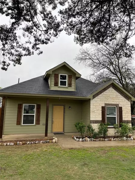 5117 Helmick Avenue, Fort Worth, TX 76107