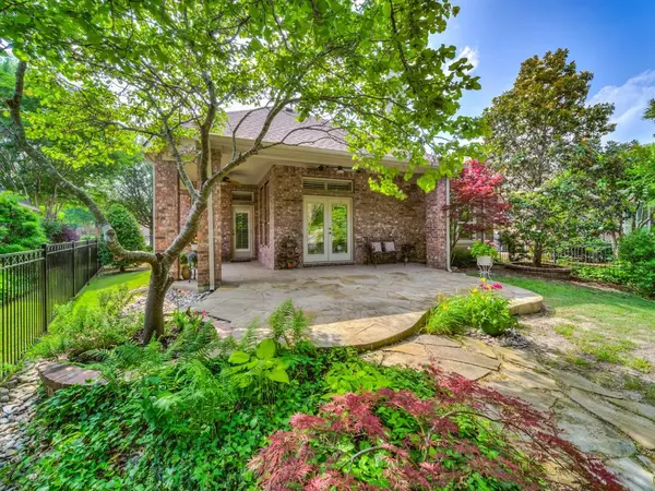 Fairview, TX 75069,1004 Shoal Creek Court