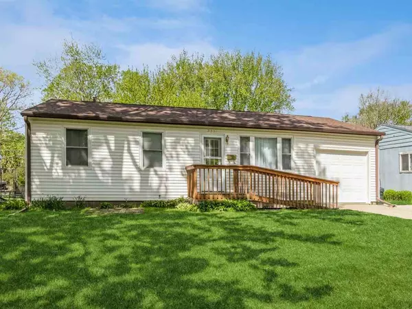 2231 Union Rd, Iowa City, IA 52240