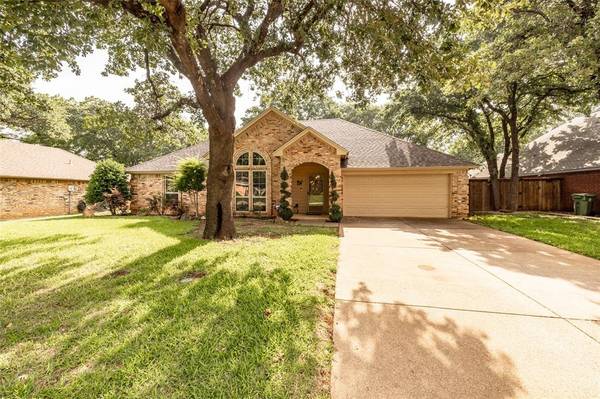 7712 Aubrey Lane, North Richland Hills, TX 76182