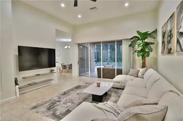 Naples, FL 34104,7900 Founders CIR