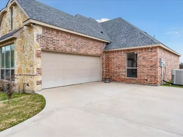 Bonham, TX 75418,2226 Pecan Street