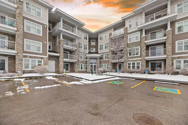 Calgary, AB T3M 2L6,11 Mahogany ROW SE #3206