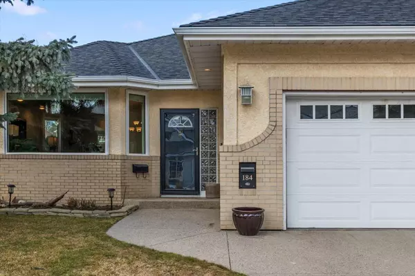 Calgary, AB T3L 1V7,184 Scenic Ridge CRES NW