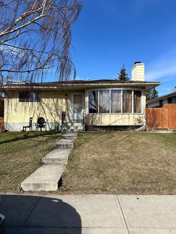 Calgary, AB T2A 3L3,1415 42 ST NE