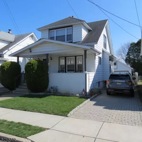 215 E 7Th St, Clifton City, NJ 07011