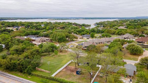 5323 Mission Circle, Granbury, TX 76049