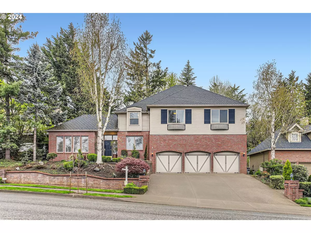 West Linn, OR 97068,2861 BEACON HILL DR