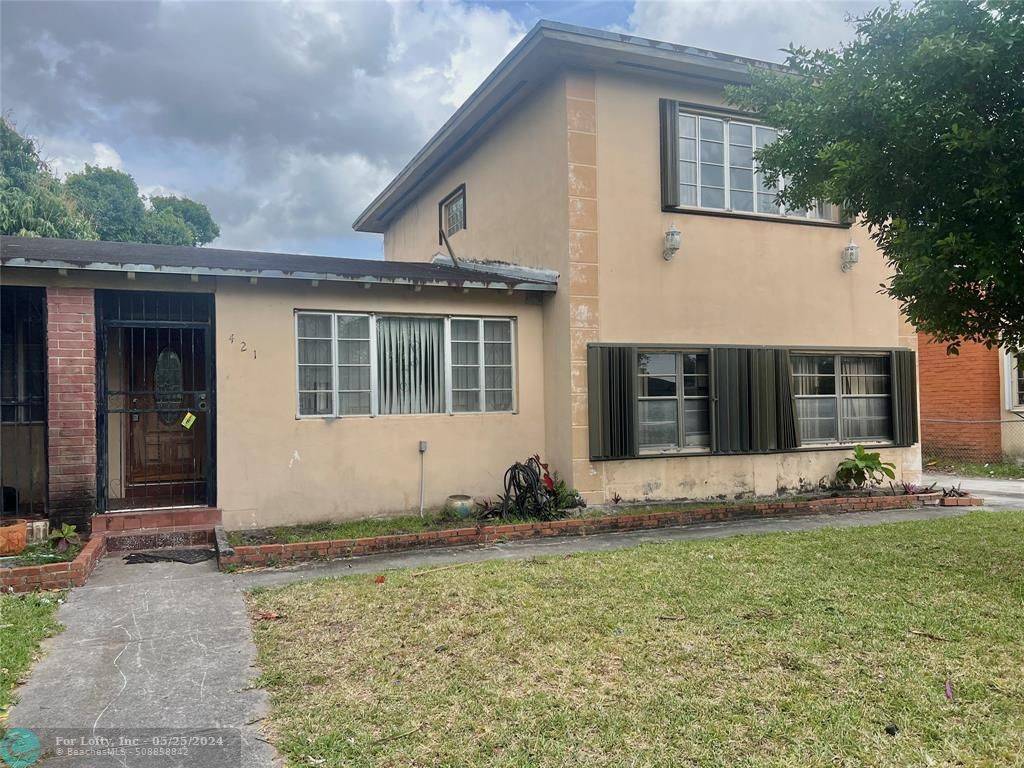421 NW 153rd St, Miami, FL 33169