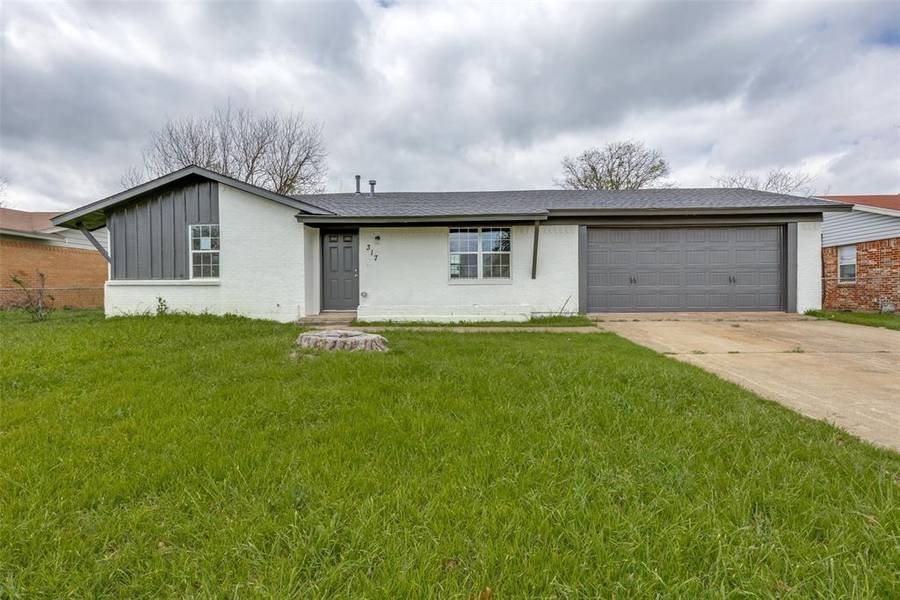 317 Mccurdy Street, Crowley, TX 76036