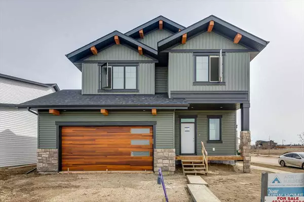 37 Thorkman AVE,  Red Deer,  AB T4P 0Y8