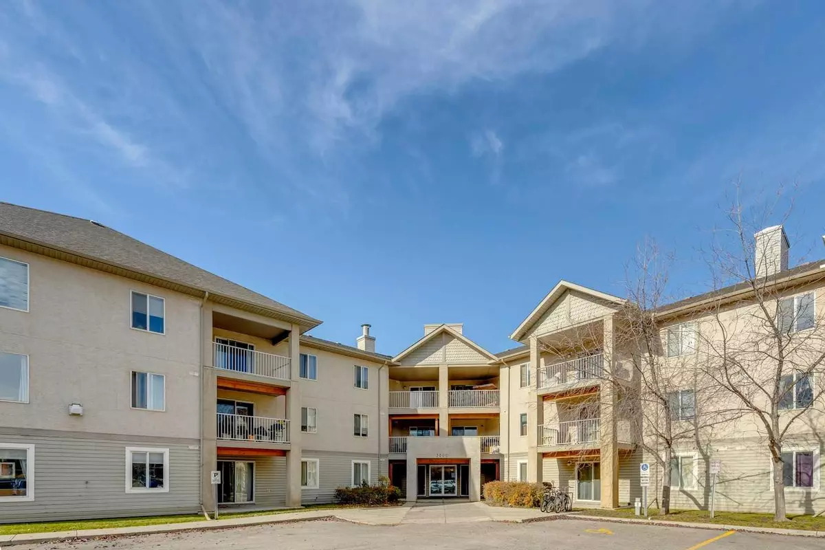 Calgary, AB T3G 5N5,3000 Citadel Meadow PT NW #219