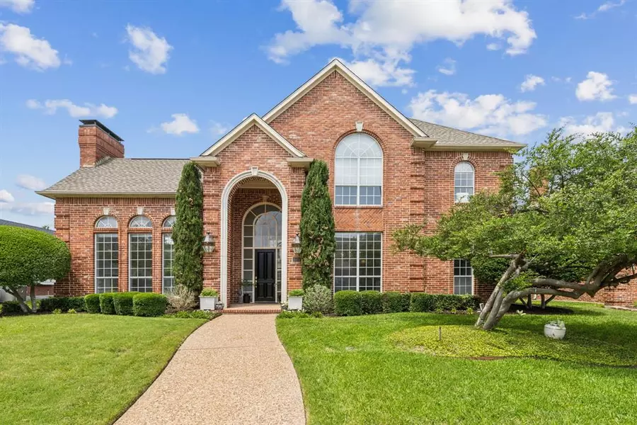 4407 Hollow Oak Drive, Dallas, TX 75287