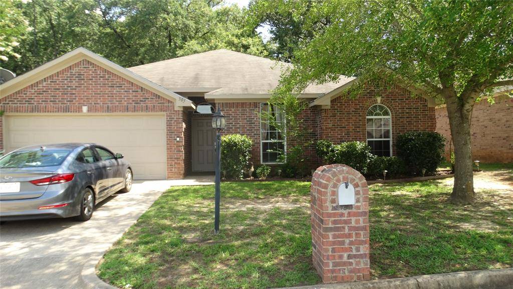 305 Maggie, Flint, TX 75762