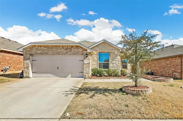 908 Jillian Street, Crowley, TX 76036