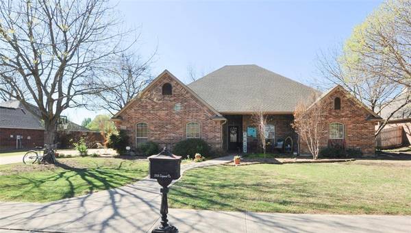 2106 Sagewood Drive, Weatherford, TX 76087