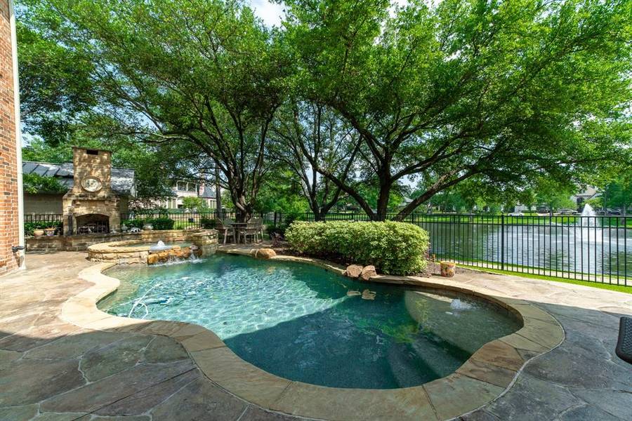 5088 Bridge Creek Drive, Plano, TX 75093