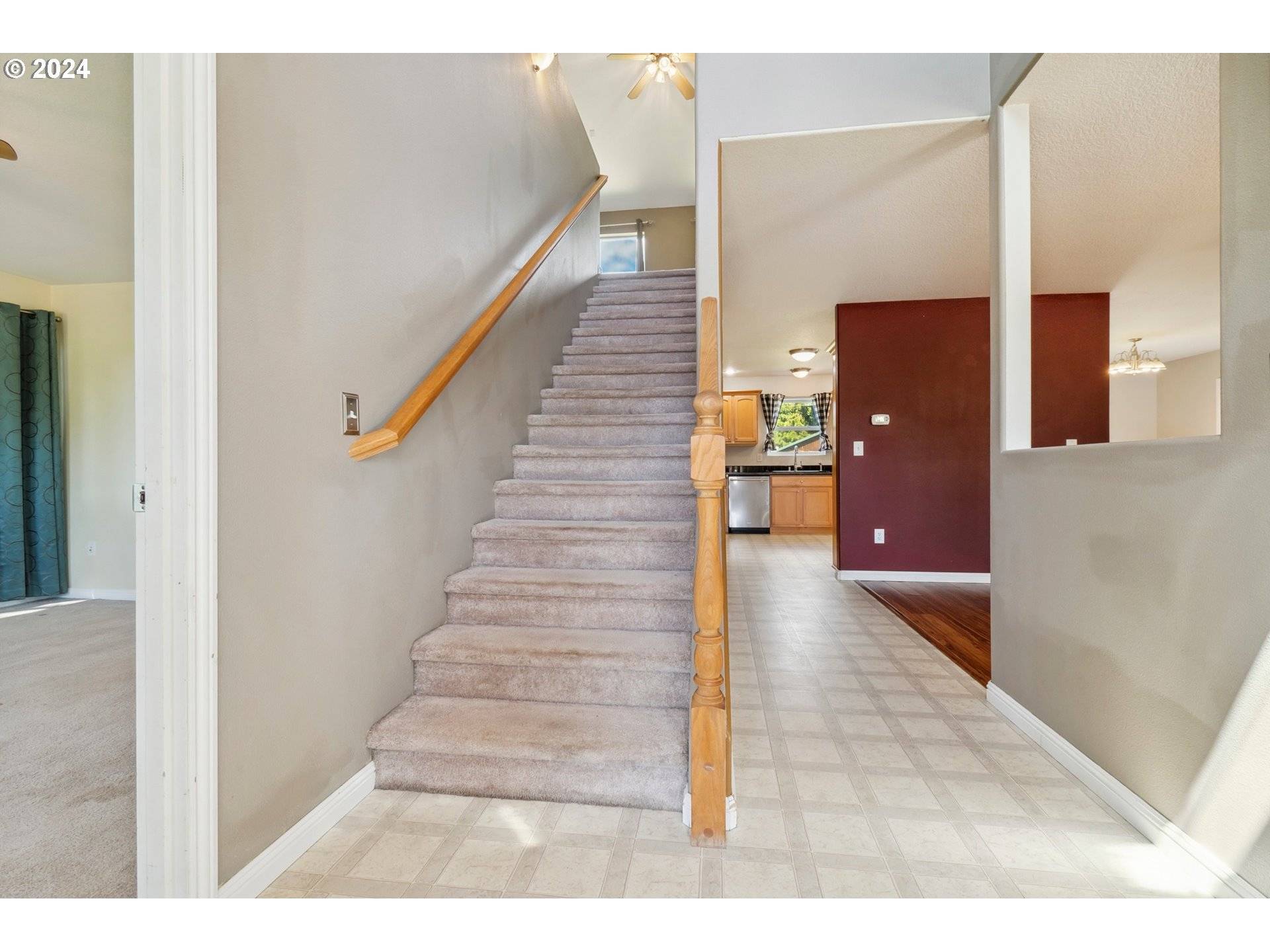 Carson, WA 98610,962 SMITH BECKON RD