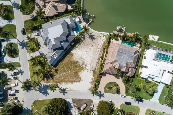 Naples, FL 34103,262 Bay PT