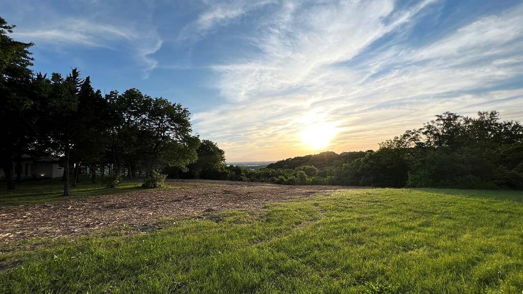 2433 Scenic Court, Cedar Hill, TX 75104