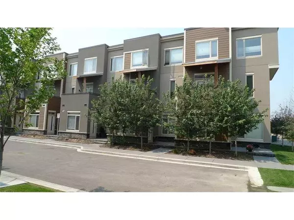 Calgary, AB T3H 0Y4,7 Westpark Common SW #120