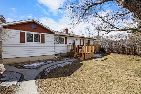 Calgary, AB T3B 2T2,8507 Bowglen RD NW