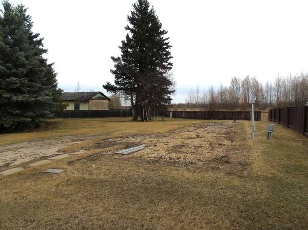 Slave Lake, AB T0G 2A3,1140 12 AVE Southeast