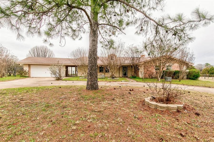 4409 Chaparral Court, Alvarado, TX 76009