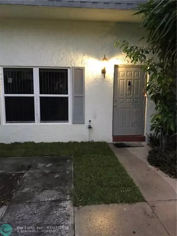 Boca Raton, FL 33432,1845 NW 4th Ave  #19