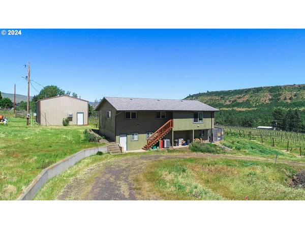 The Dalles, OR 97058,5073 CHENOWETH RD